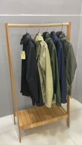 Áo khoác gió chống nắngtia UV chất vải dù ngoạicó túi trong túi khóa kéo có nón cực đẹp-AK02