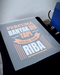 Desain Kaos Keren: Banyak Gaya & Bahan Combed 20s Lembut