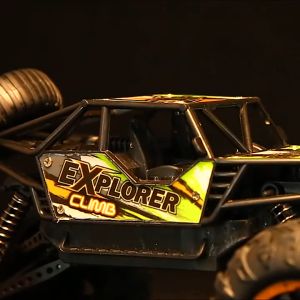 (COD)1:16 RC Car 20KM/H 4WD Remote Control Vehicle 2.4Ghz Monster Truck Buggy Off-Road Toys