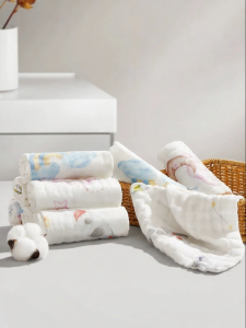 SHI YUE JIE JING | Cotton Gauze Baby Feeding Bib