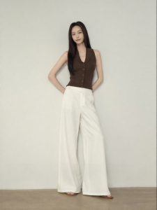 JUEQIDEXIAOGEZI | Quần Tây Mùa Hè Phong Cách Beige Rộng Thoáng