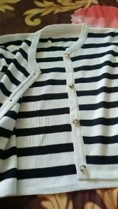 Cardigan Strip Wanita: Desain & Bahan Nyaman