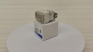 New and Original H7EC-N OMRON Micro Counter Count Counting Relay