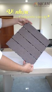 Sàn Vỉ Gỗ Nhựa Composite Cao Cấp Lót Sàn Ban Công Nhà Tắm Vỉ Dày Chắc Chắn Có Vít Ốc Dưới Nan Màu Nâu Mới Dễ Dàng Lắp Đặt