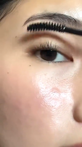 Waterproof Mascara Black Eye Makeup Waterproof Volumizing And Lengthening Smudge-Proof Long-Lasting Curl Without Fading For Sophisticated Eye Makeup.