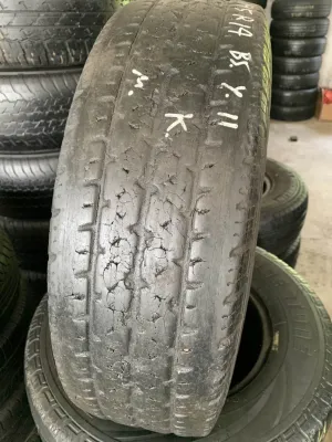 195R14 รวมปี เก็บลมอยู่ใช้งานปกติ ประกันบวมทุกเส้น เกรดเกษตร ดอกพอได้ ปีลึก