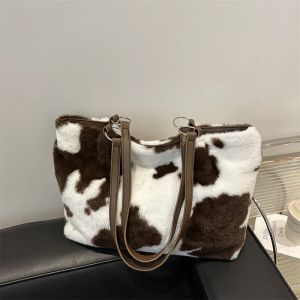 Large Capacity Shopper Bags For Women Winter Travel Tote Bag Cow Printing Plush Shoulder Bag Ladies Handbag Designer Bolsos