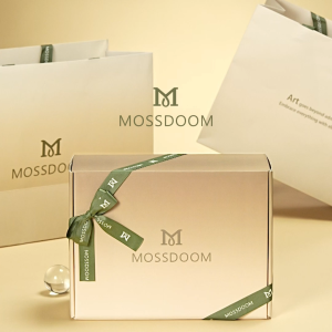 【New arrivals】MOSSDOOM New Simple Bag Gift Box Gift Giving (Only Cardboard Box)