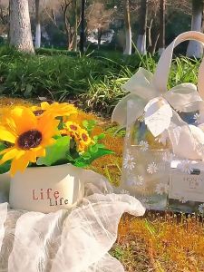 Set Quà Giáng Sinh Valentine Ly Và Hoa Kèm Thiệp Tặng Mẹ Bạn Gái Lễ 8/3 14/2 Sinh Nhật Tốt Nghiệp Tiệm An Yên