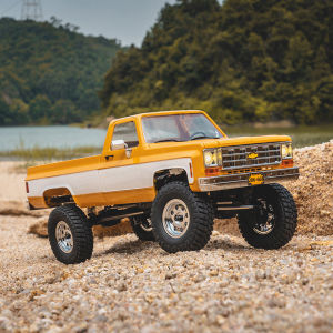 FMS | Hot 1/18 FMS K10 FCX Performance Remote Control Brushed 4WD Simulation Chevrolet RC Off-Road Climbing Car High-Speed Model Toy