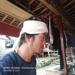 ikat kepala kebudayaan has baduy dalam segi 3