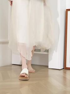 Daphne | Elegant French Style Slip-On Sandals