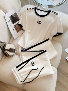 Bộ Đồ Thể Thao Màu Trắng Thời Trang Cho Nữ Bộ Đồ Hai Mảnh Thường Ngày Mùa Hè 2025 Bộ Đồ Thể Thao Cotton Thoải Mái Thoáng Khí