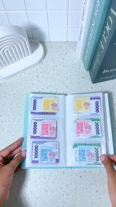 [BEST SELLER] Album Menabung Mushion Motif Kuda Unicorn dengan Penutup – Dompet Tabungan Uang Polaroid 120 & 240 Slot Free Stiker Saving Angka 3 Pouch Lucu 3 Kertas Saving Toples & Pulpen Gel Bisa Dihapus