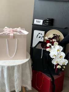 Flower Packaging Box Creative Hu Hua Flower Box Wedding Bouquet Holder Gift Box Fresh Bouquet Portable Box Large Portable Flower Box