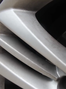 NEW +++ BAAN แปรงล้างล้อ แปรงล้างรถ แปรงขัดล้อ ทำความสะอาด ทำความสะอาดซี่ล้อรถยนต์ มีแบบด้าม ทำความสะอาดยางรถ รุ่น 4029 รุ่นตัวยู และ ตัวที