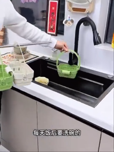 [In Stock] 2PCS Multifunctional Foldable Draining Basket Retractable Hanging Sink Drain Basket Residue Separator