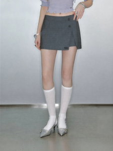 Unifree | Low Waist Asymmetrical Buttoned Skirt