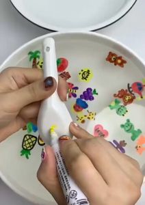 ปากกามาร์กเกอร์ วาดภาพกราฟฟิตี้ ลอยน้ํา ของเล่นเสริมการเรียนรู้เด็ก