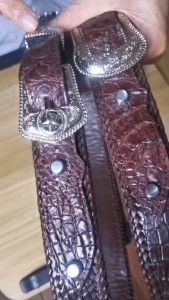 Crocodile Belt And Buckle สำหรับนักบริหารชั้นนำเลือกใช้ เข็มขัดหนังจระเข้