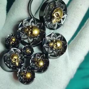 1PC Golden Ghosthead Lotus Ear Plug&Tunnel Black Surgical Steel Internal Thread Double Flared Expander Ear Stretched Ear Gauge