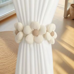 Simple handmade floral elastic curtain tiebacks and fasteners suitable for childrens room and home decoration