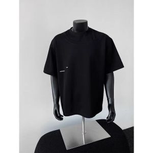 เสื้อยืดคอกลมแขนสั้นทรงหลวมสไตล์ฮิปฮอปสำหรับผู้ชาย เสื้อผ้าทำงานลำลองฤดูร้อน ผ้าฝ้ายผสม เสื้อผ้าทำงานลำลอง