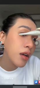 Máy uốn mi Fillimilli mini heated eyelash curler ( Oliveyoung )