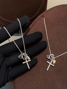 CAFFTI | Design-Sensing Ladies Pearl Necklace with Zircon Cross Pendant