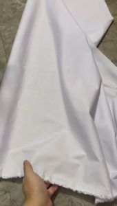 Kain Oxford Sariwarna: Bahan Serbaguna untuk Pakaian dan Hijab