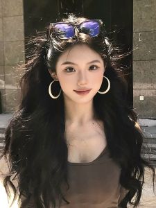 New 2025 Millennium Hot White Circle Earrings Women High-End Sensation Large Empty Circle round Ear Jewelry Stylish Trendy