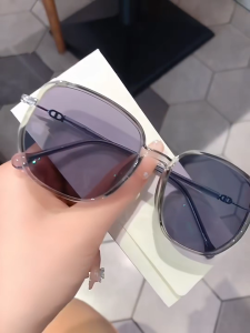 Cermin Mata Hitam Photochromic Fesyen Tinggi Kanta Berubah Warna Anti-UV Sunglasses Square Large Frame Uniseks
