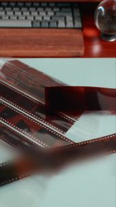JJC | JJC Negative Slide Film Cutter for 35mm 120 Format Film Strip 35mm Film Trimmer with 11-Level Brightness Adjustable Backlight