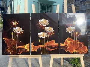 Tranh treo tường- Tranh Laminate tráng gương Hoa sen tỏa sáng- Treo phòng khách- Bộ 3 tấm