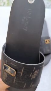 Dép Da Nam Cao Cấp Mác Kim Loại Đế Cao Su Chống Trơn Trượt Khâu Chân Quai Thủ Công Quai Khắc Lazer Sắc Nét.