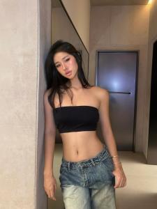 สูง เอว สั้น เสื้อครอป ผู้หญิง เสื้อกั๊ก เต้นรําโยคะ Bottoming เสื้อนอกแผ่นหน้าอกป้องกันแสงด้านหลังที่สวยงาม