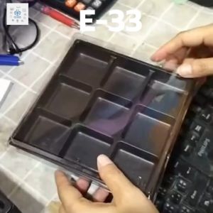 กล่องใส่ขนม กล่องใส่ขนมใสๆ ที่ใส่ขนมวุ้น E-33 (9ช่อง) **ยกลัง 300ชิ้น**