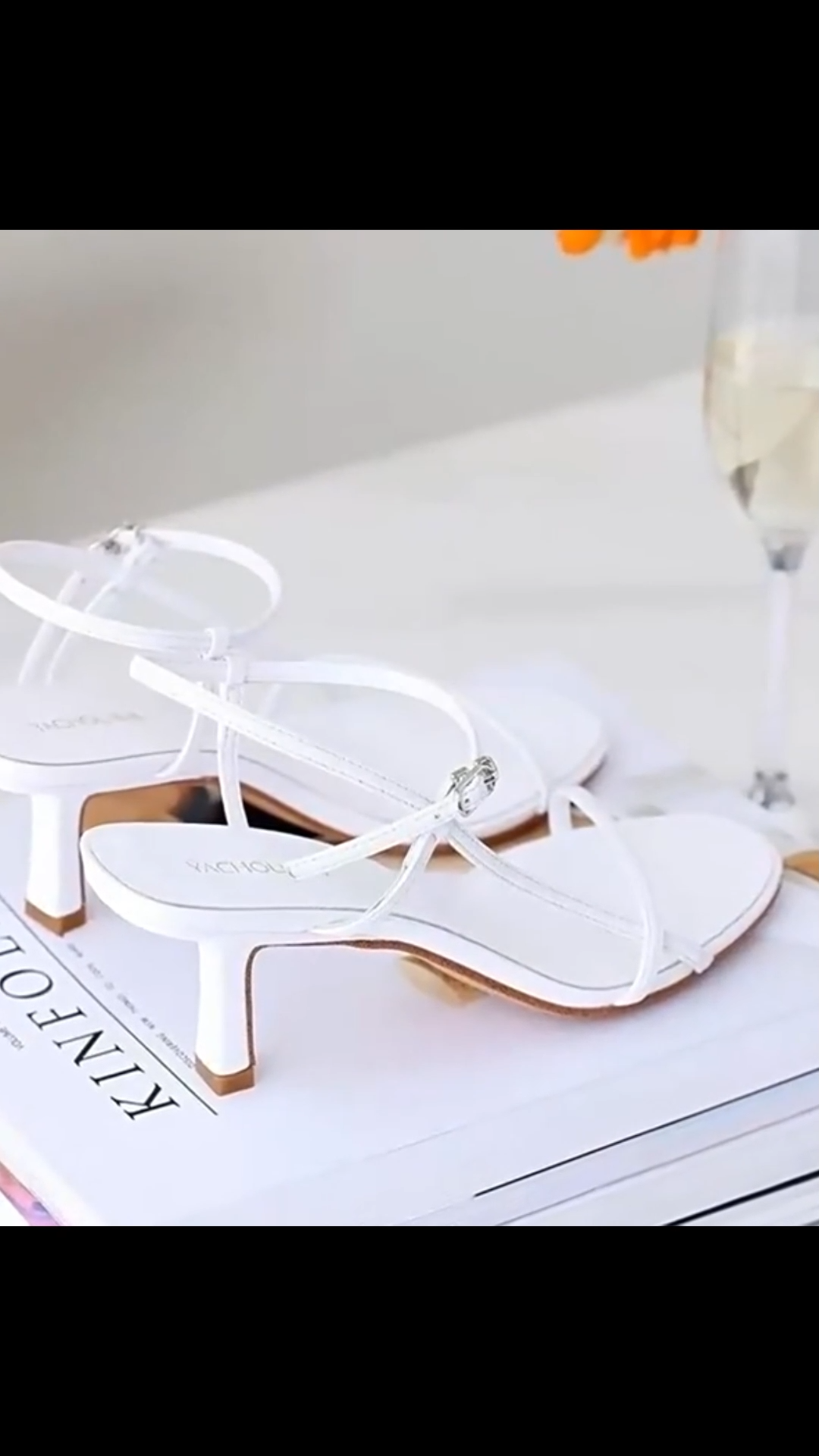 SWIFT รองเท้าส้นสูงผู้หญิง สีขาวรองเท้าแตะ แฟชั่น สวยข เซ็กซี่ พื้นนิ่ม สายรัดปรับระดับได้ ไซส์ 35-40