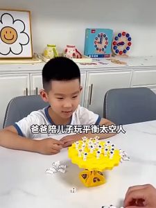 [GAME GIA ĐÌNH] Đồ chơi cây cân bằng phi hành gia vui nhộn giúp tăng tính tương tác xếp hình thăng bằng trí tuệ 8833
