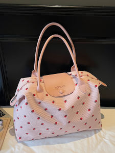 LEYUEMAO | Strawberry Style Large Capacity Light Travel Tote Bag