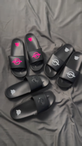 Calister - Sendal Selop Distro Pria Wanita X Freak Logo Hitam Putih / Slop Pria / Slip On Pria
