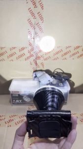 Senter Kepala LUBY L-1911L L 1911L 30W 30Watt tahan hingga 30 Jam Cahaya Putih Senter Tahan air atau waterpoof tali dapat di sesuaikan Kapasitas Baterai 3000 mAh