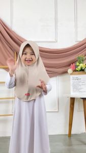 Bergo Instan Anak Jersey PAKET HEMAT Hijab SAKINAH anak Jersey 15 - 20 pcs Adem Menyerap Keringat Muslim Kerudung Instan Full Variasi Warna By Shamira
