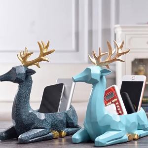 Modern Simple Creative Resin Deer Decorative Ornament