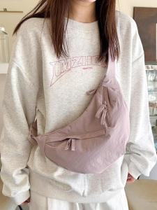 กระเป๋าคาดไหล่แบบลำลองสำหรับผู้หญิง กระเป๋าคาดหน้าอกแบบมีซิป กระเป๋าทรงมังสวิรัติขนาดเล็ก กระเป๋าสะพายข้างแบบลำลอง กระเป๋าสะพายข้างแบบมีซิป