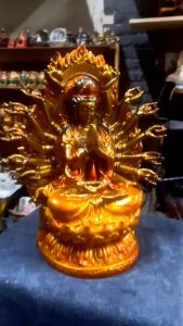 Tượng phật thiên thủ Quan âm . cao 22cm x 18cm rộng