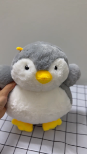 Gấu Bông Chim Cánh Cụt Dễ Thương – Thú Nhồi Bông Gối Ôm Ngủ Cute Quà Tặng Bé Gái Decor Phòng
