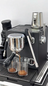 Máy pha cà phê Espresso Cappuccino Latte chuyên nghiệp thương hiệu Mỹ cao cấp HiBREW H21 - Công suất 3000W - Hàng chính hãng (BH 1 NĂM)
