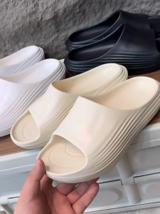 Tawii. Slippers For Men Thick soft Soles Fashion outdoor Non slip Slides