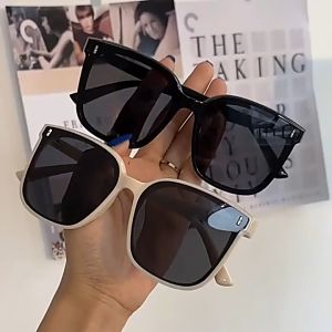 2023 New Sunscreen Sunglasses Womens Square Large Frame Personality Glasses GM Sunglasses Bright Black Plain Tone Sunglasses UV Resistant Womens Summer Retro Slim Eyeglasses Fashion Accessories